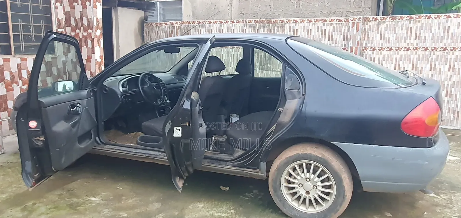 Ford Mondeo ST 200 1999 Black