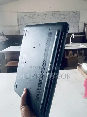 Laptop Dell Latitude 3380 8GB Intel Core i3 SSD 320GB