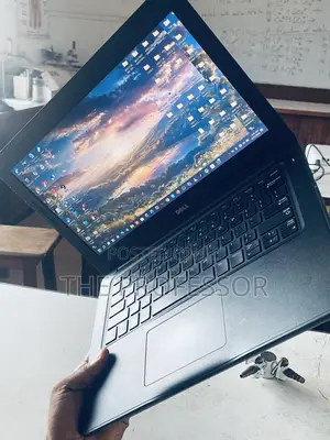 Laptop Dell Latitude 3380 8GB Intel Core i3 SSD 320GB