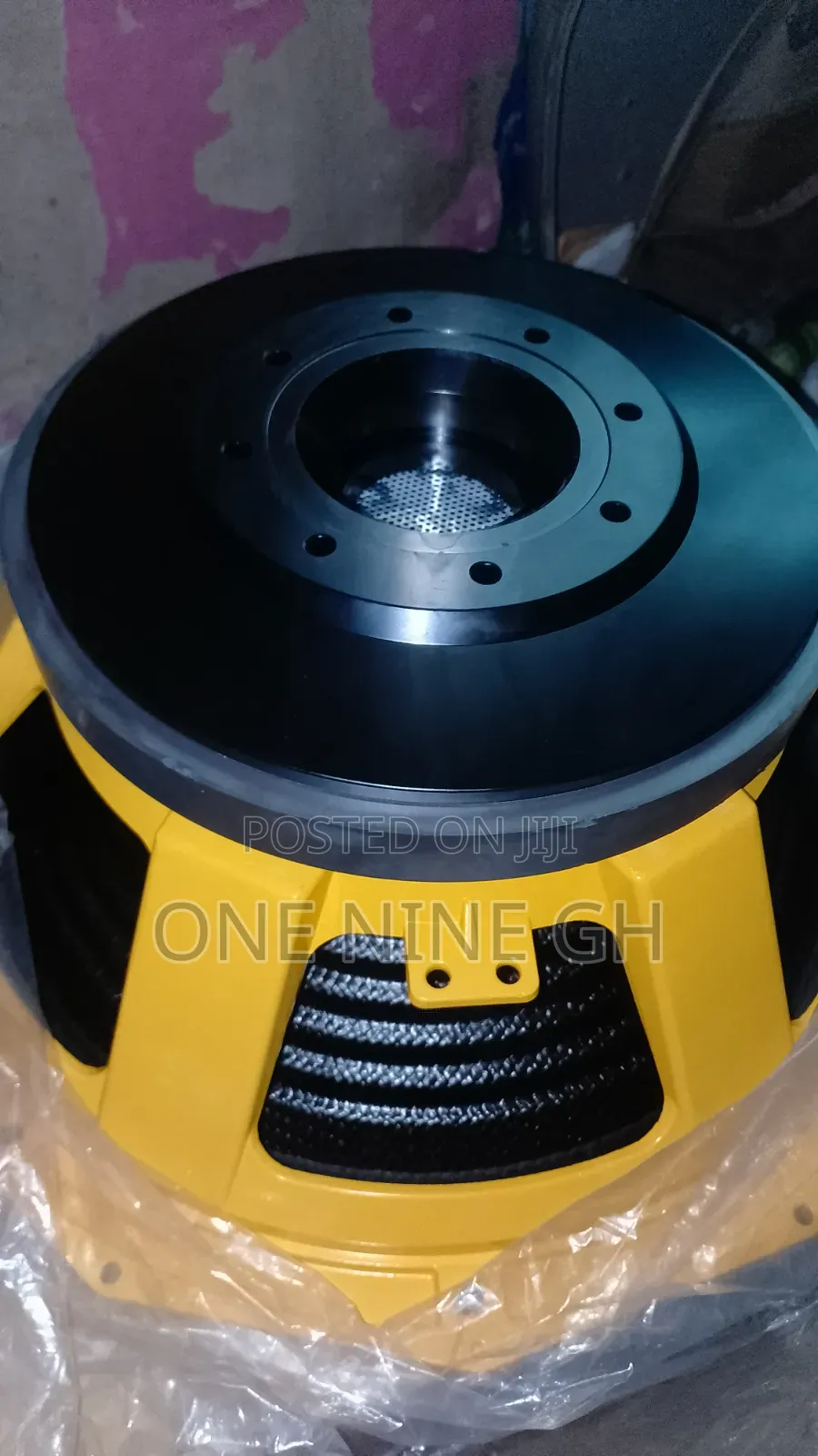 18inch Carbon Fiber Speaker
