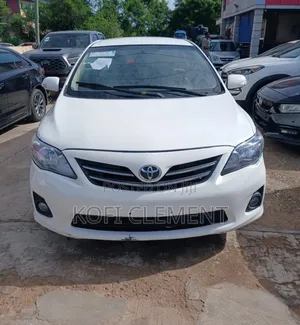 Toyota Corolla 2012 White