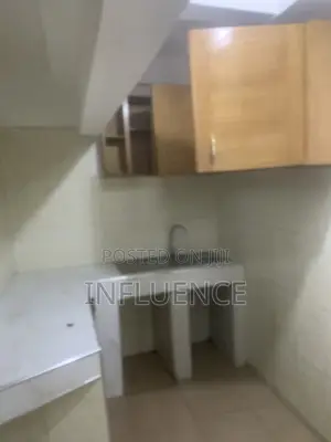 1bdrm Apartment in Palace Mall Area, Spintex for rent