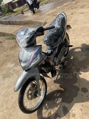 Yamaha 2025 Black