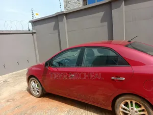 Kia Cerato 2011 Red