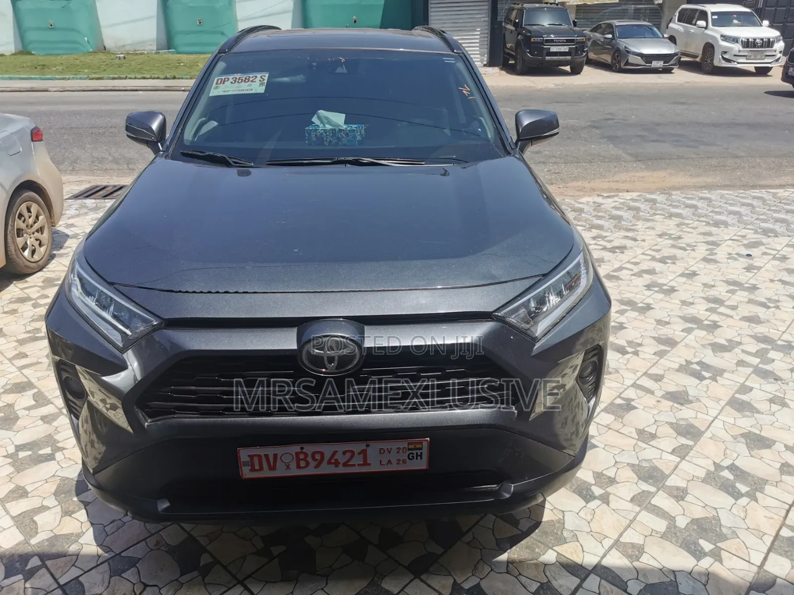 Toyota RAV4 2021 Gray