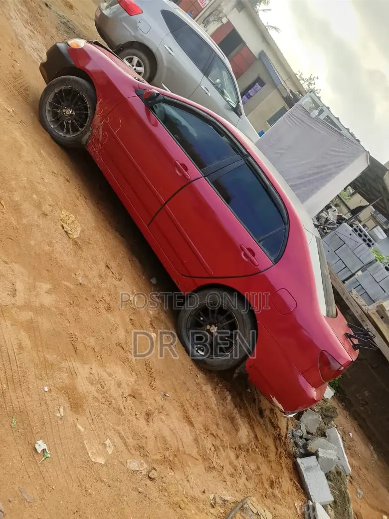 Toyota Corolla 2005 Red