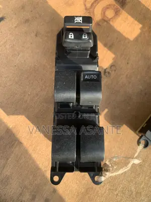 Toyota Vitz Door Switch