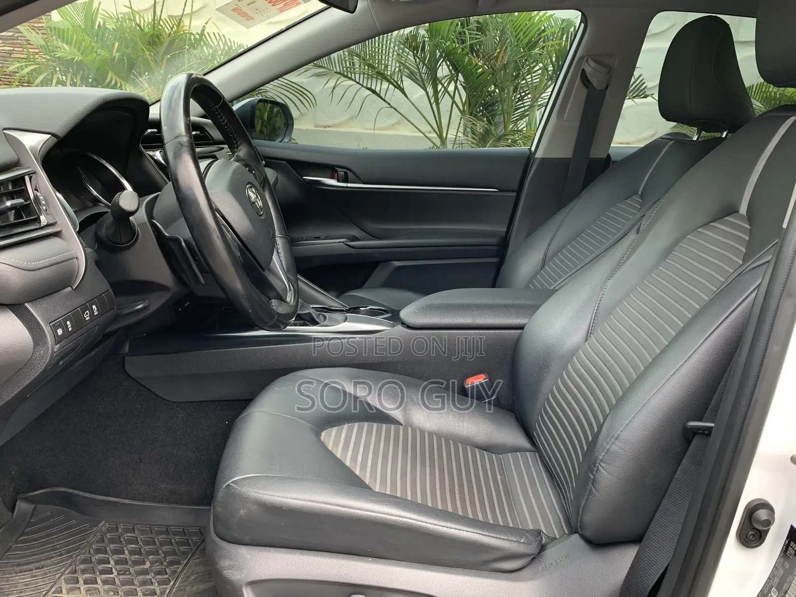 Toyota Camry 2020 White