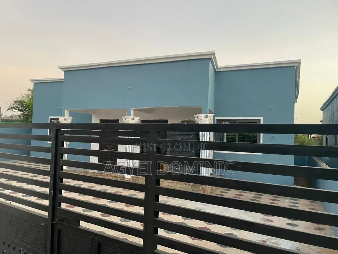 Furnished 3bdrm House in Liberia Cqmp, Kasoa for sale