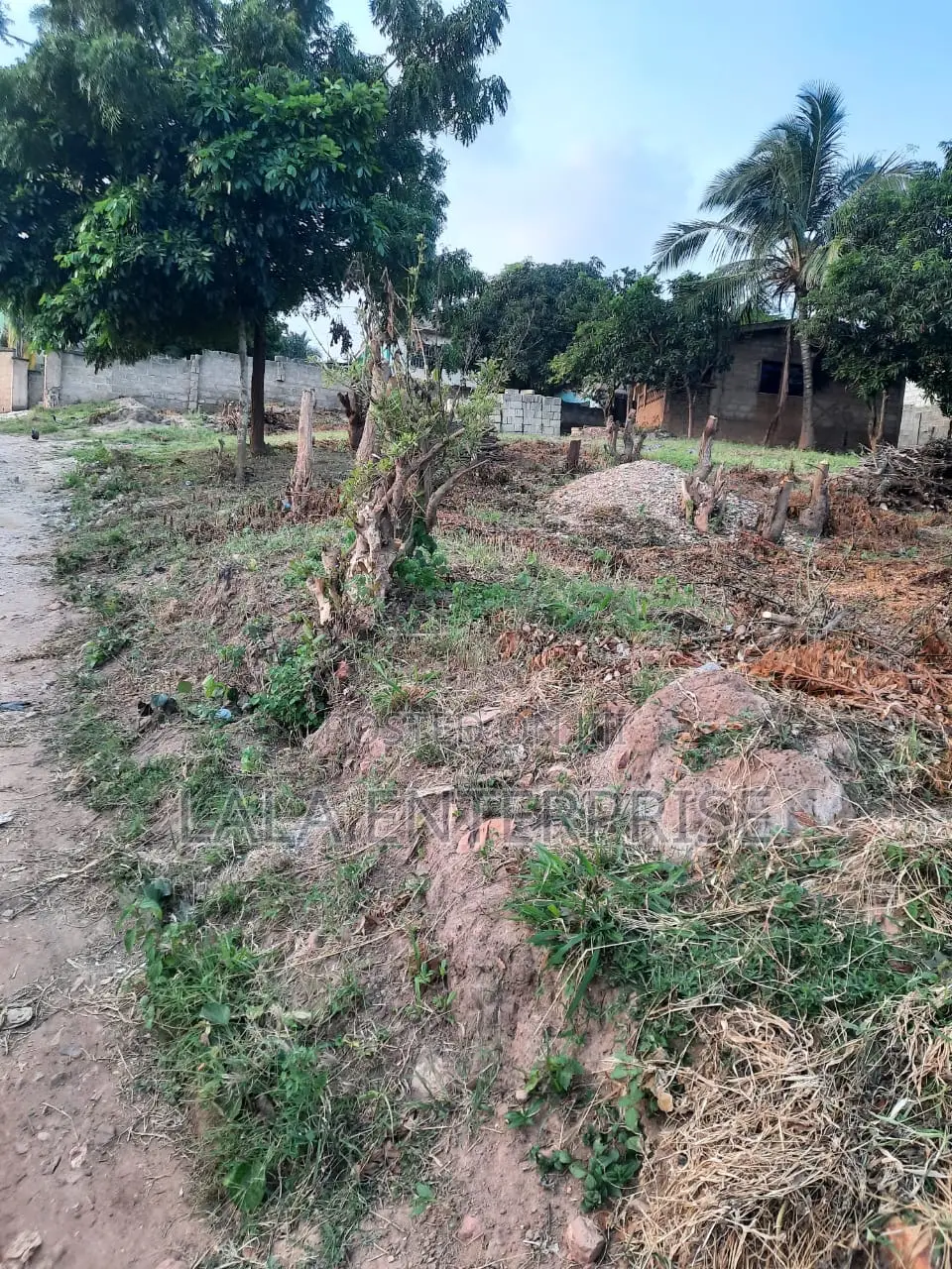A Plot of Land for Sell