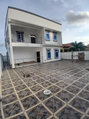 3bdrm Duplex in Macedonia, Amasaman for sale