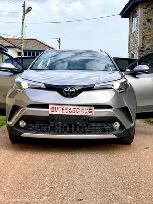 Toyota C-HR XLE Prermium FWD (2.0L 4cyl 2AM) 2018 Silver
