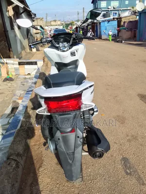 Honda 2023 White