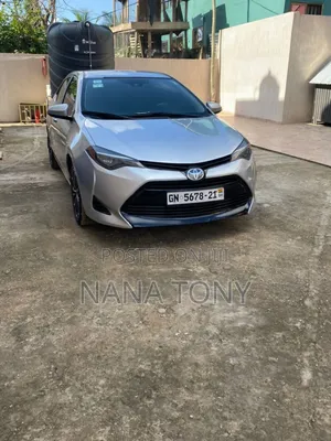 Toyota Corolla LE 4dr Sedan (1.8L 4cyl CVT) 2017 Silver