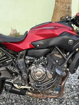 Yamaha FZ 2017 Red
