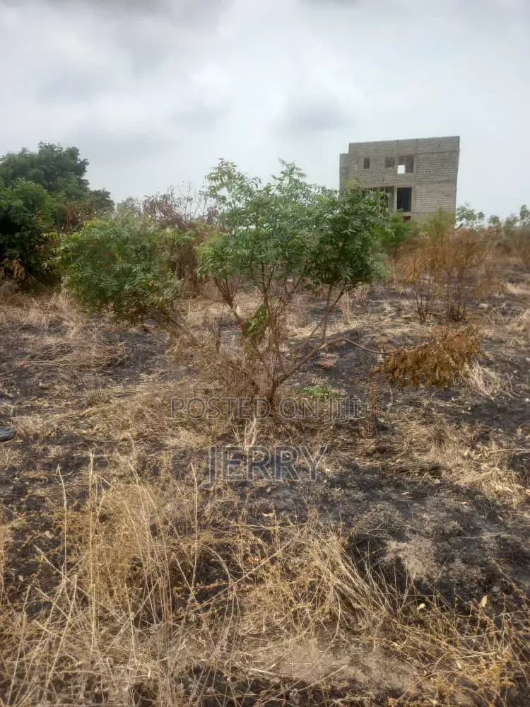 Registered Land Located at Devtraco Com.25 for Sale