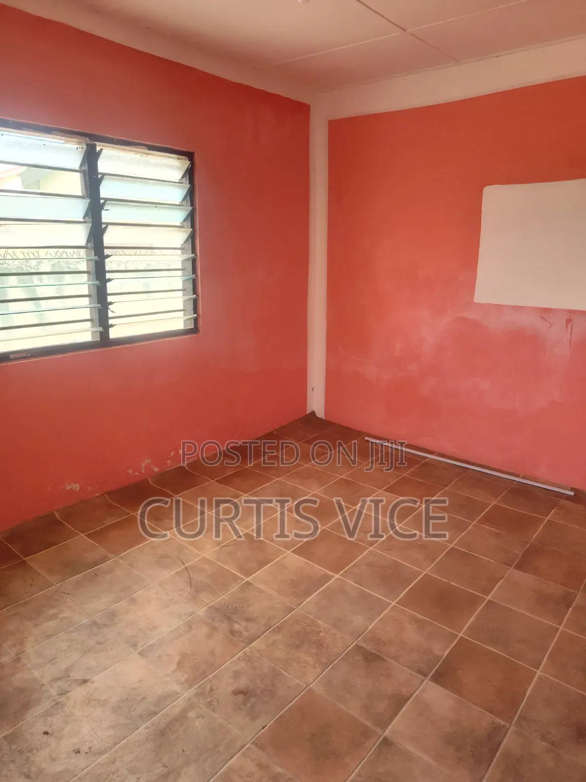 1bdrm Room & Parlour in Curtis'S Estate, Mallam for rent