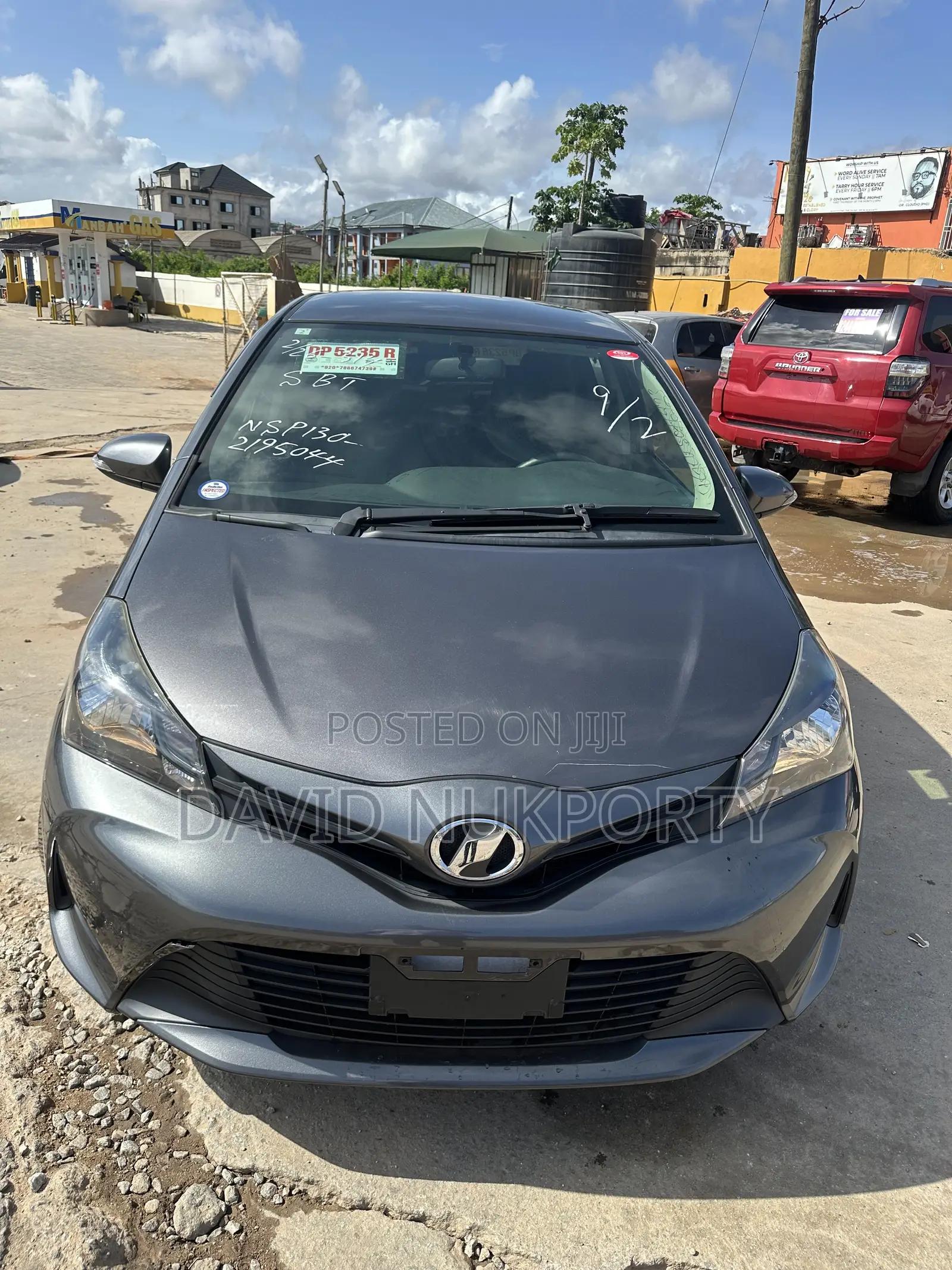 Toyota Vitz 2015 Black