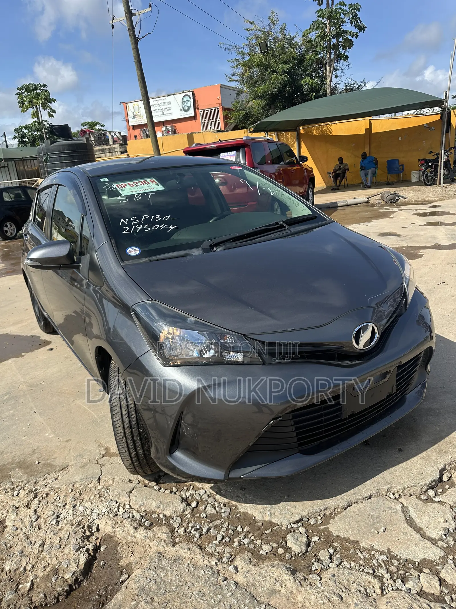 Toyota Vitz 2015 Black