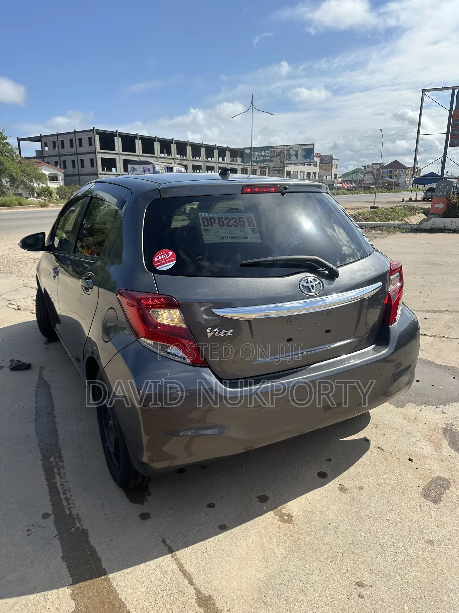 Toyota Vitz 2015 Black