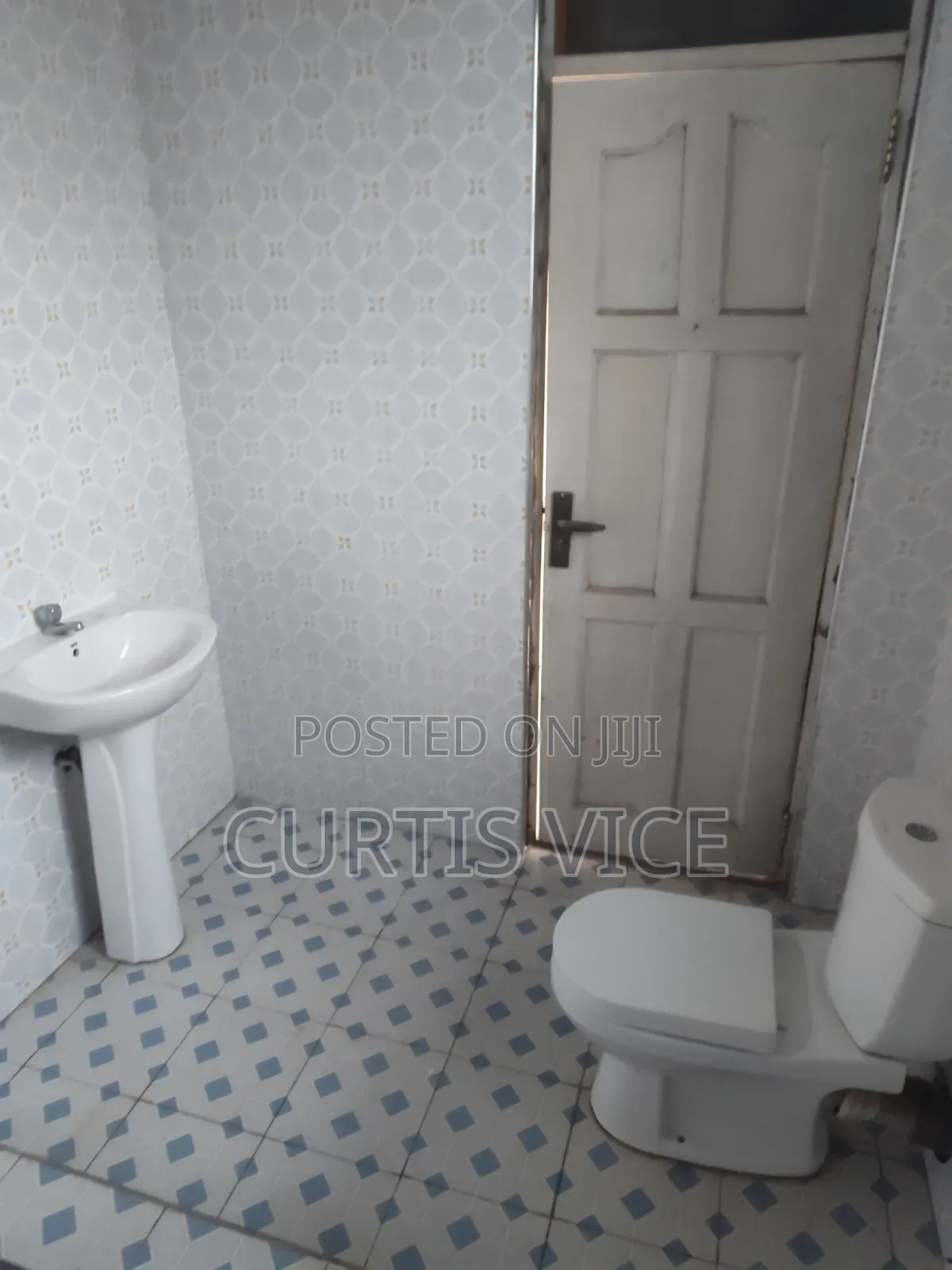 1bdrm Bedsitter in Curtis'S Estate, Mallam for rent