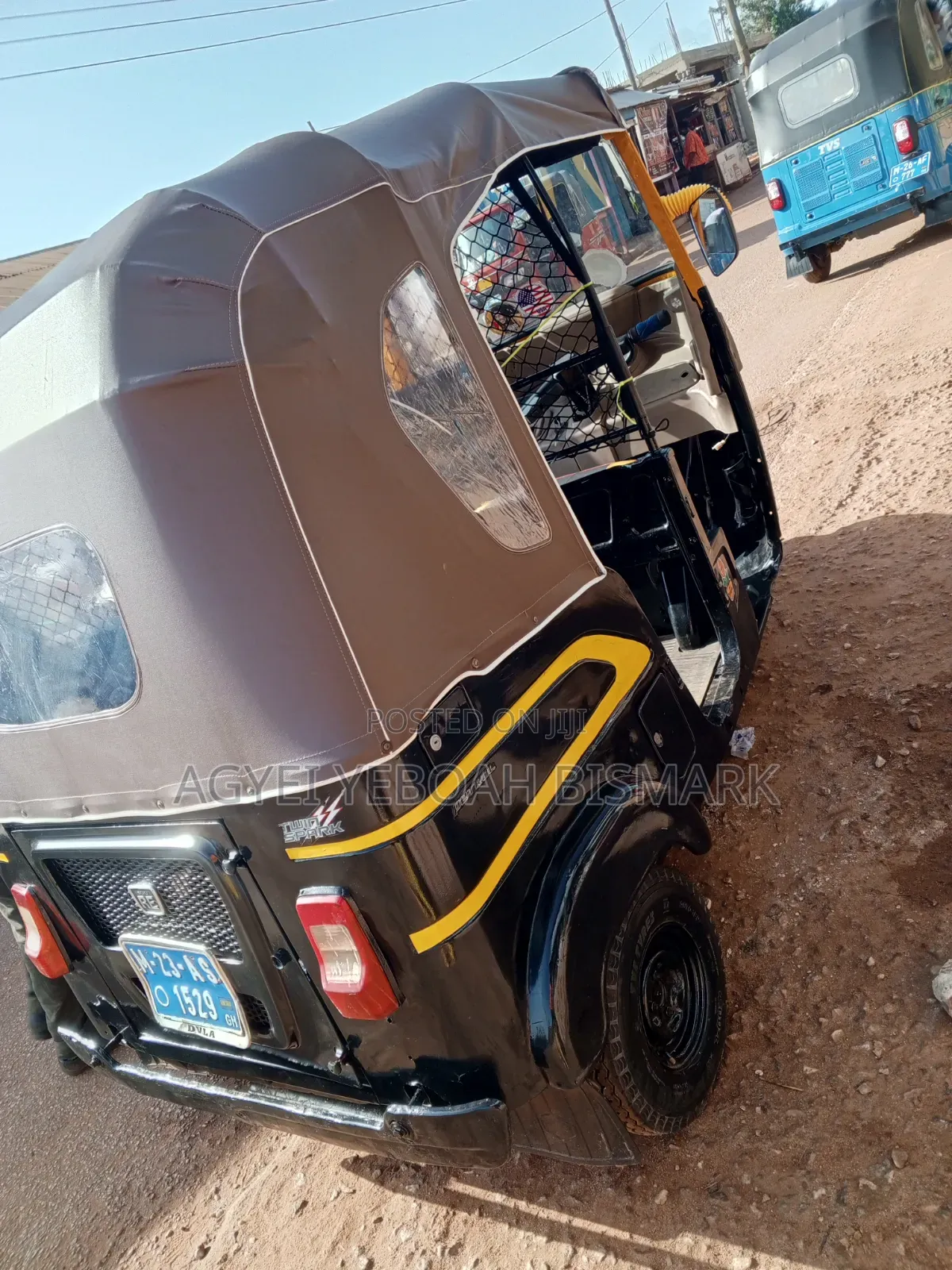 Bajaj RE 2023 Black