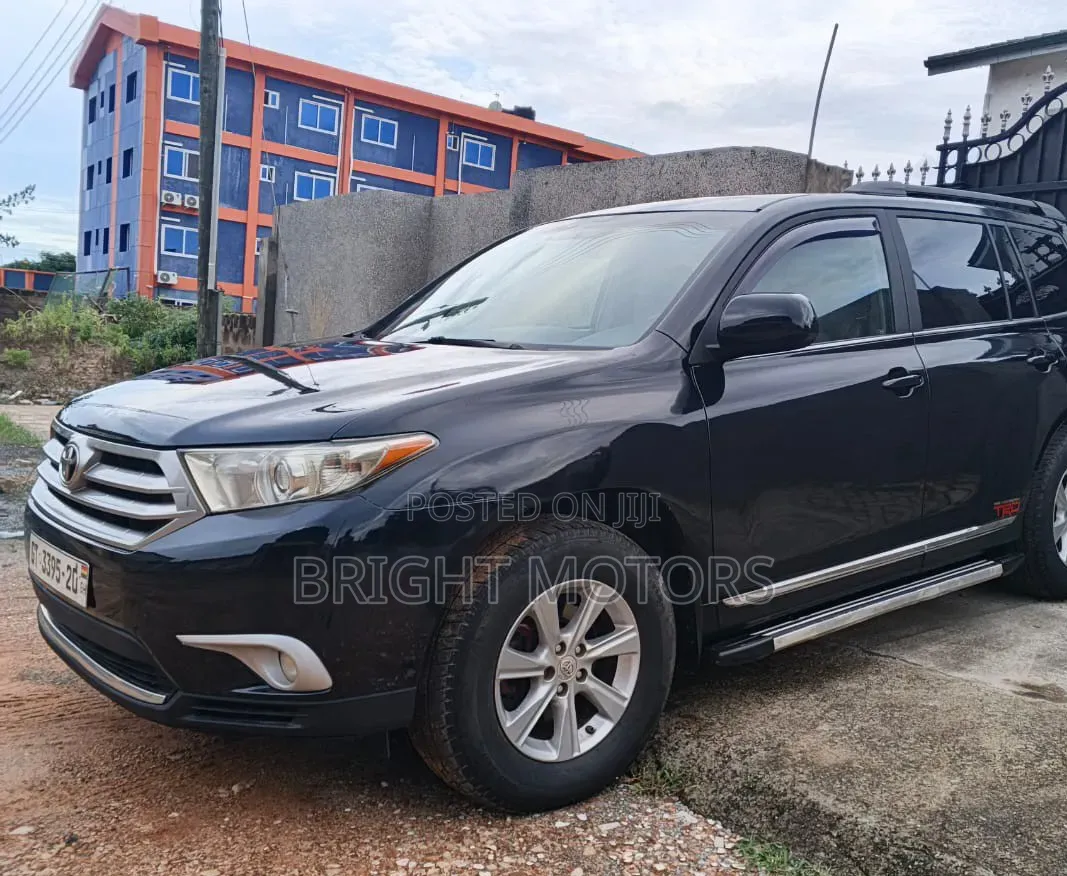 Toyota Highlander 3.5L 4WD 2013 Black