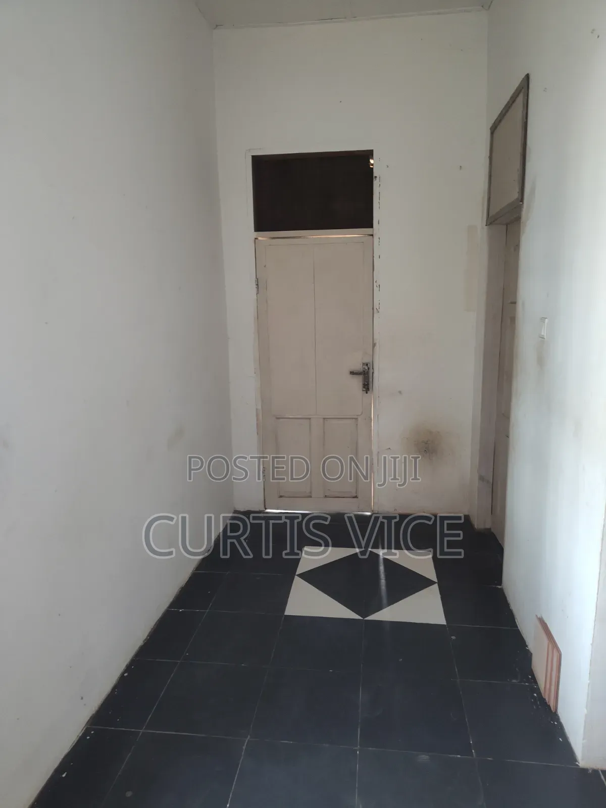 1bdrm Bedsitter in Curtis'S Estate, Mallam for rent