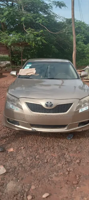Toyota Camry 2010 Gold