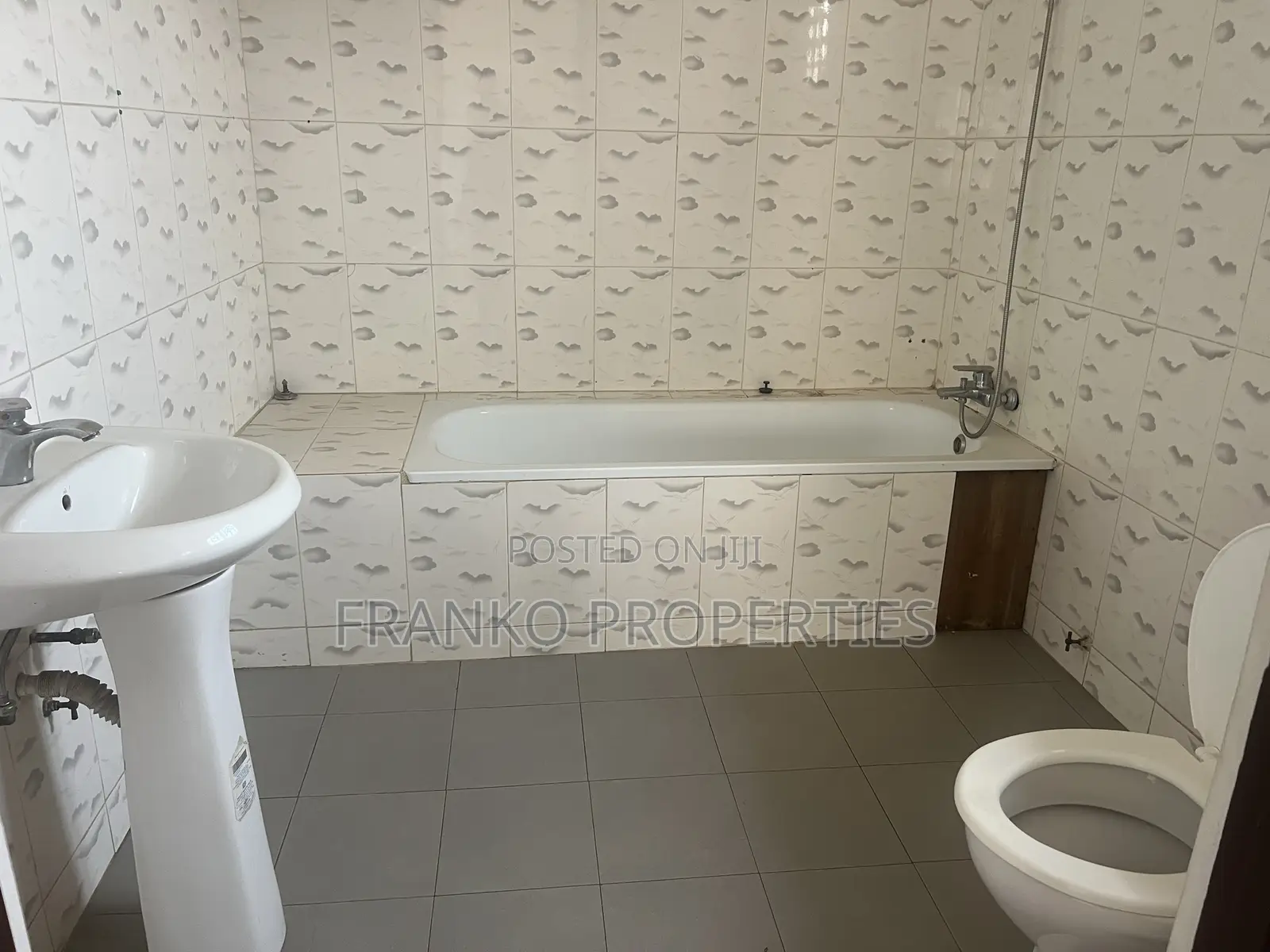 3bdrm House in Franko Properties I, Ability for rent