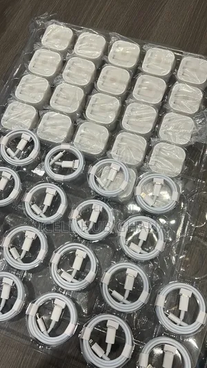 3pin 20w Adapter + Lightning to Usb-C Cable