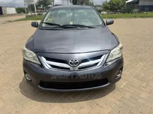 Toyota Corolla S Special Edition 4dr Sedan (1.8L 4cyl 4A) 2013 Black