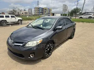 Toyota Corolla S Special Edition 4dr Sedan (1.8L 4cyl 4A) 2013 Black