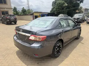 Toyota Corolla S Special Edition 4dr Sedan (1.8L 4cyl 4A) 2013 Black