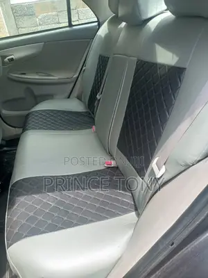 Toyota Corolla 2010 Gray