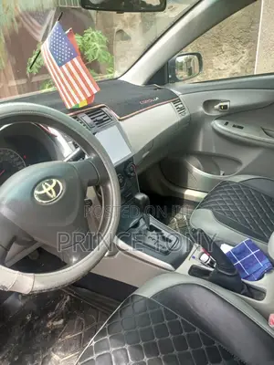 Toyota Corolla 2010 Gray