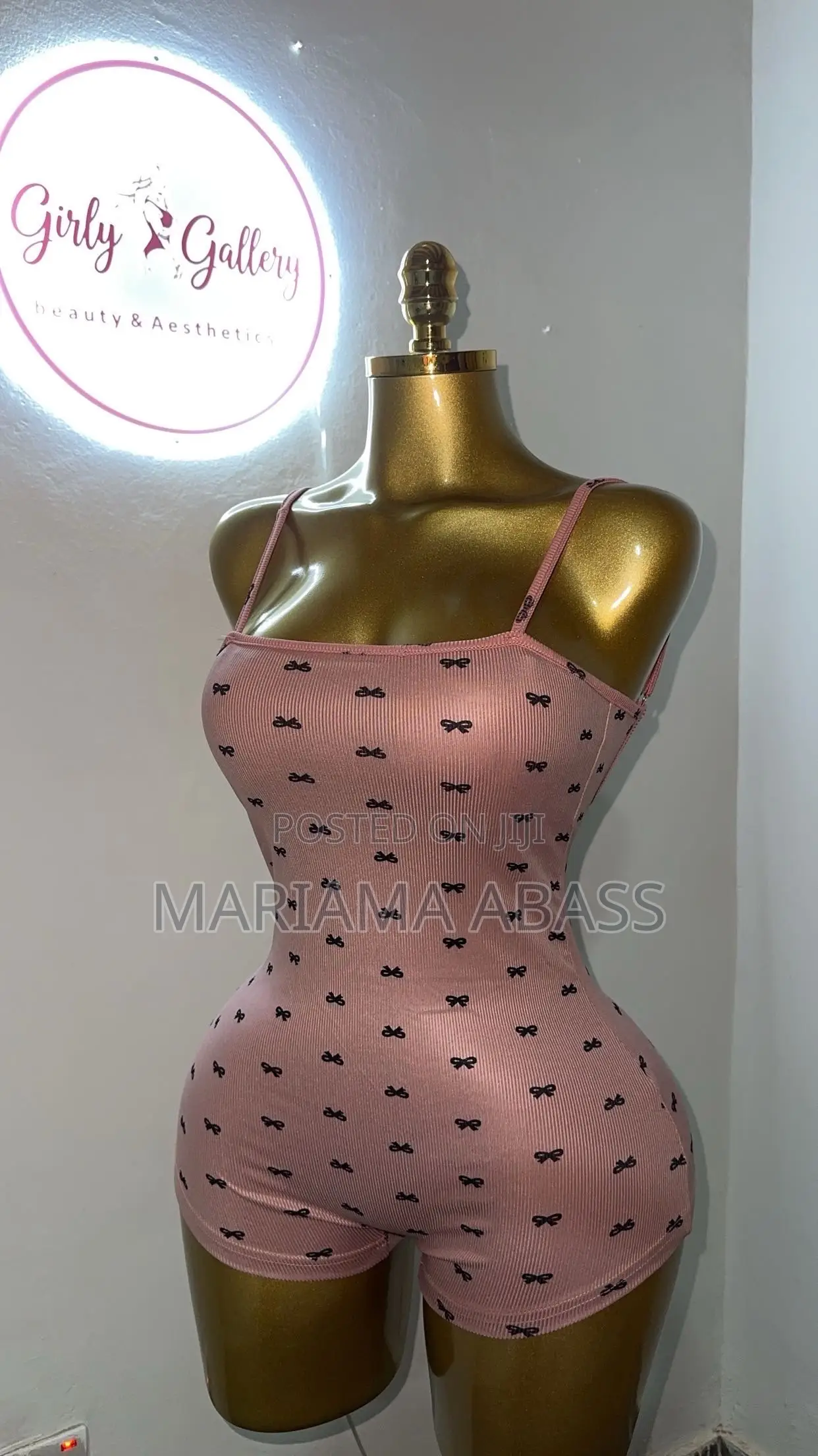 Lingerie/Loungewear