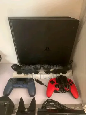 Selling My Ps4 With 6 Controller