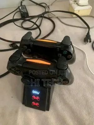 Selling My Ps4 With 6 Controller