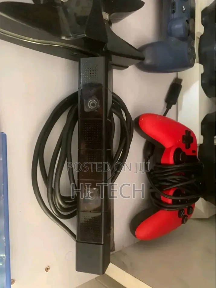 Selling My Ps4 With 6 Controller