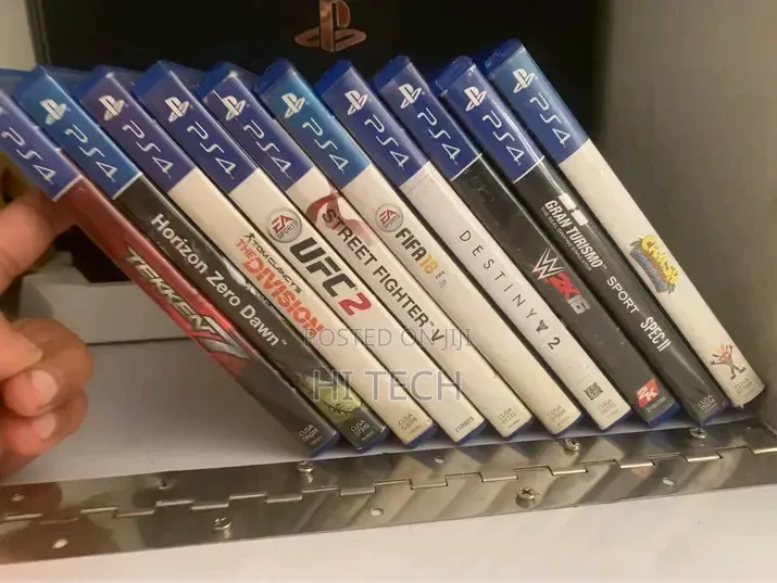 Selling My Ps4 With 6 Controller