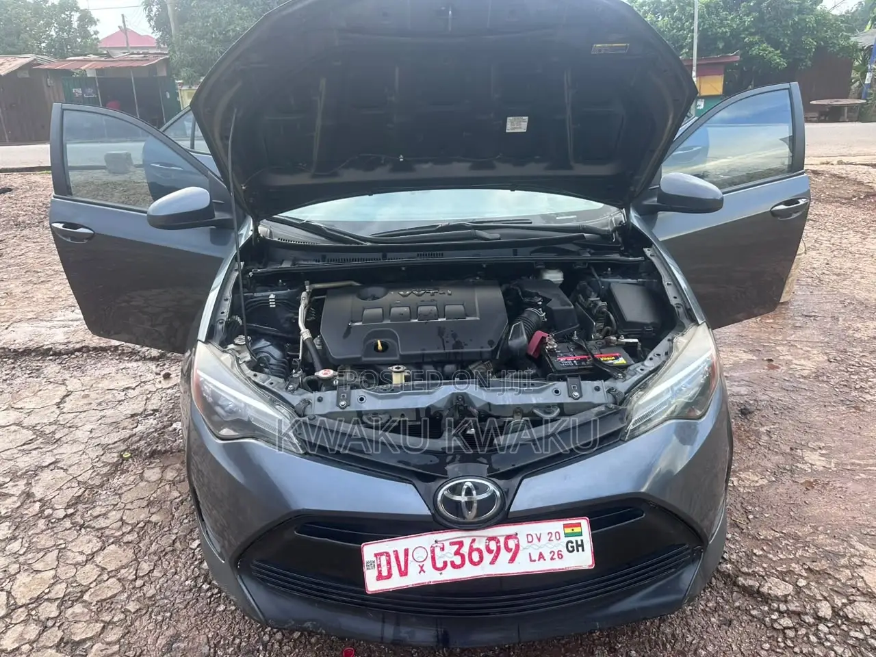 Toyota Corolla LE (1.8L 4cyl 2A) 2019 Gray