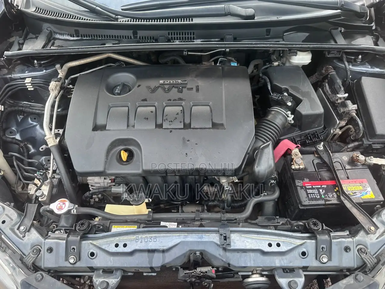 Toyota Corolla LE (1.8L 4cyl 2A) 2019 Gray