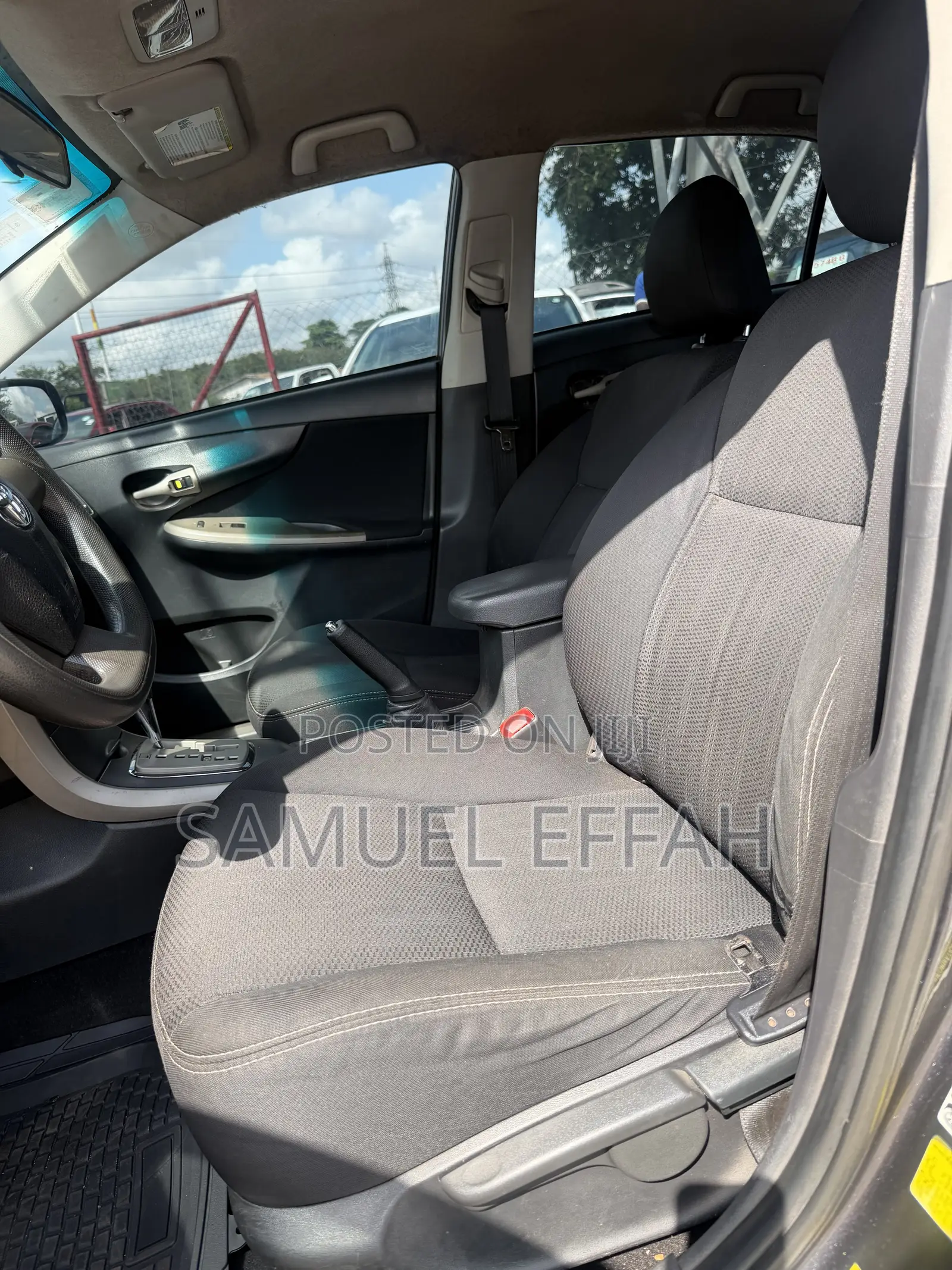 Toyota Corolla S 4dr Sedan (1.8L 4cyl 4A) 2013 Gray