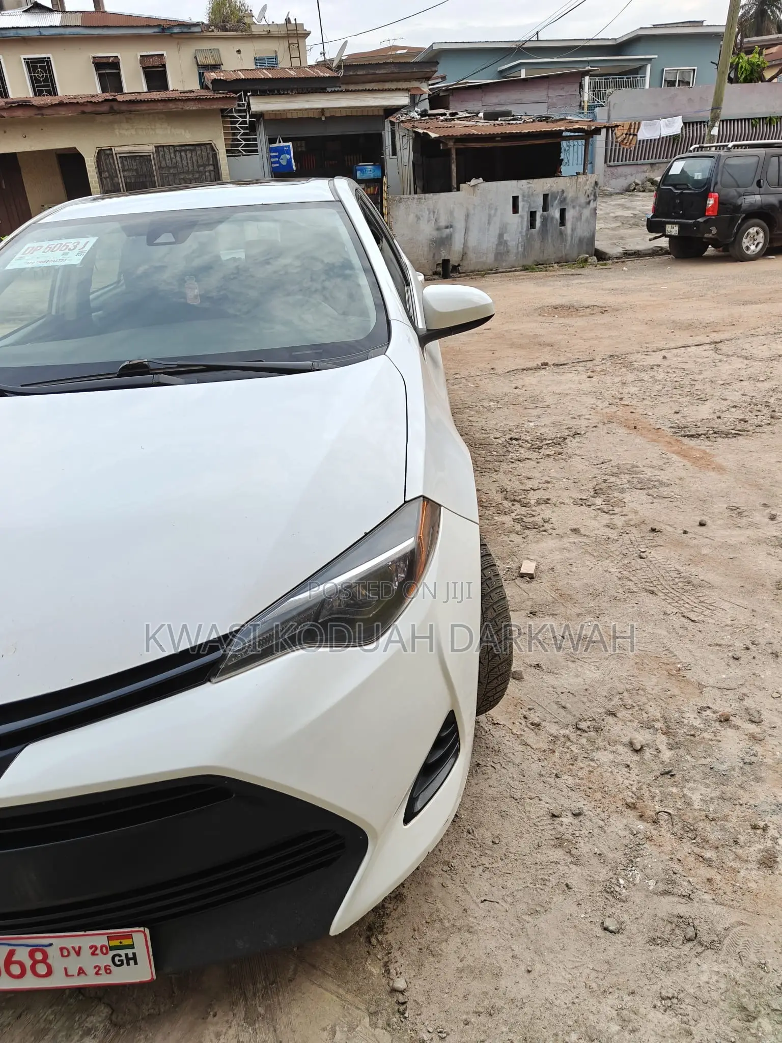 Toyota Corolla LE 4dr Sedan (1.8L 4cyl CVT) 2017 White