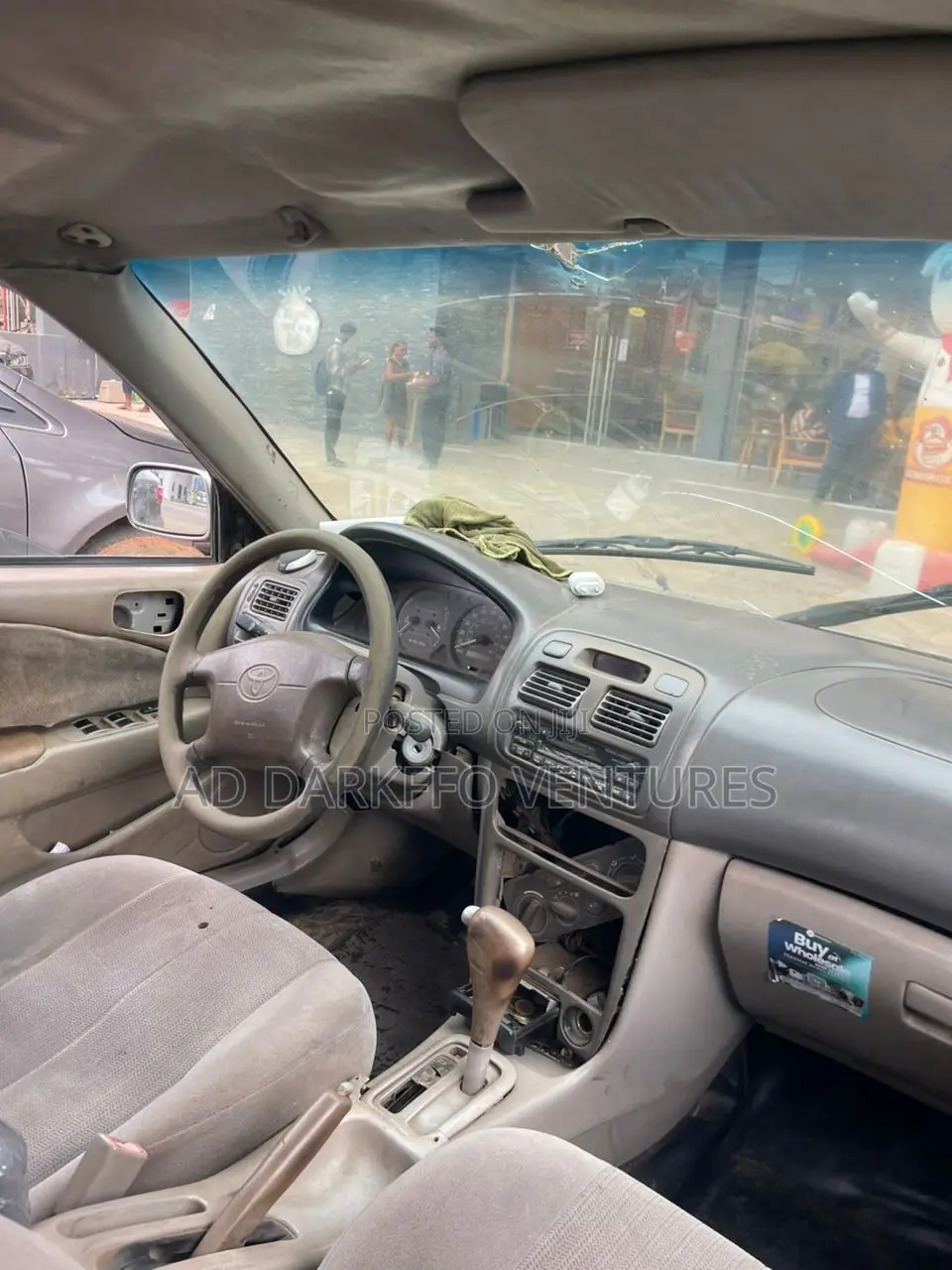 Toyota Corolla 1.4 Sedan 2002 Silver