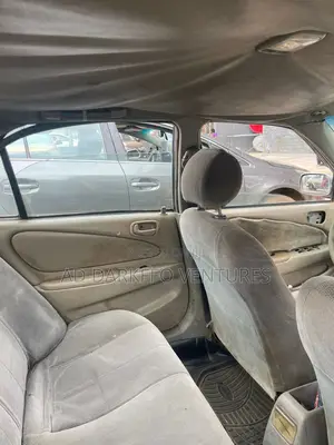 Toyota Corolla 1.4 Sedan 2002 Silver