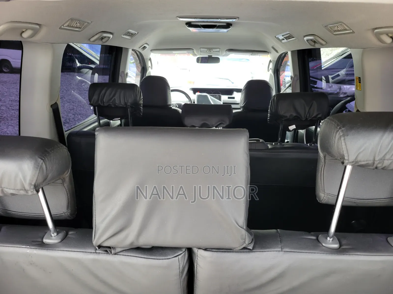 Toyota Voxy 2010 Black