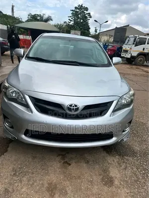 Toyota Corolla 2013 Silver