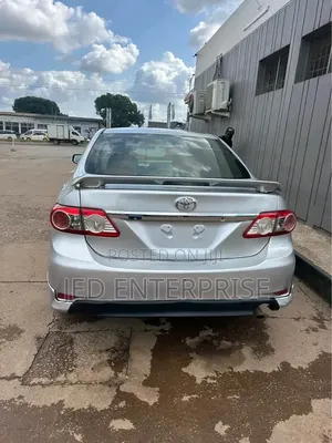 Toyota Corolla 2013 Silver